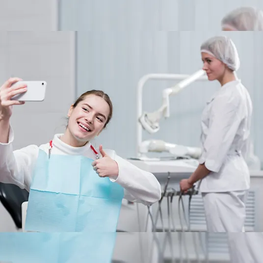 Snow Teeth Whitening