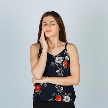 Çene Ağrısı Neden Olur?